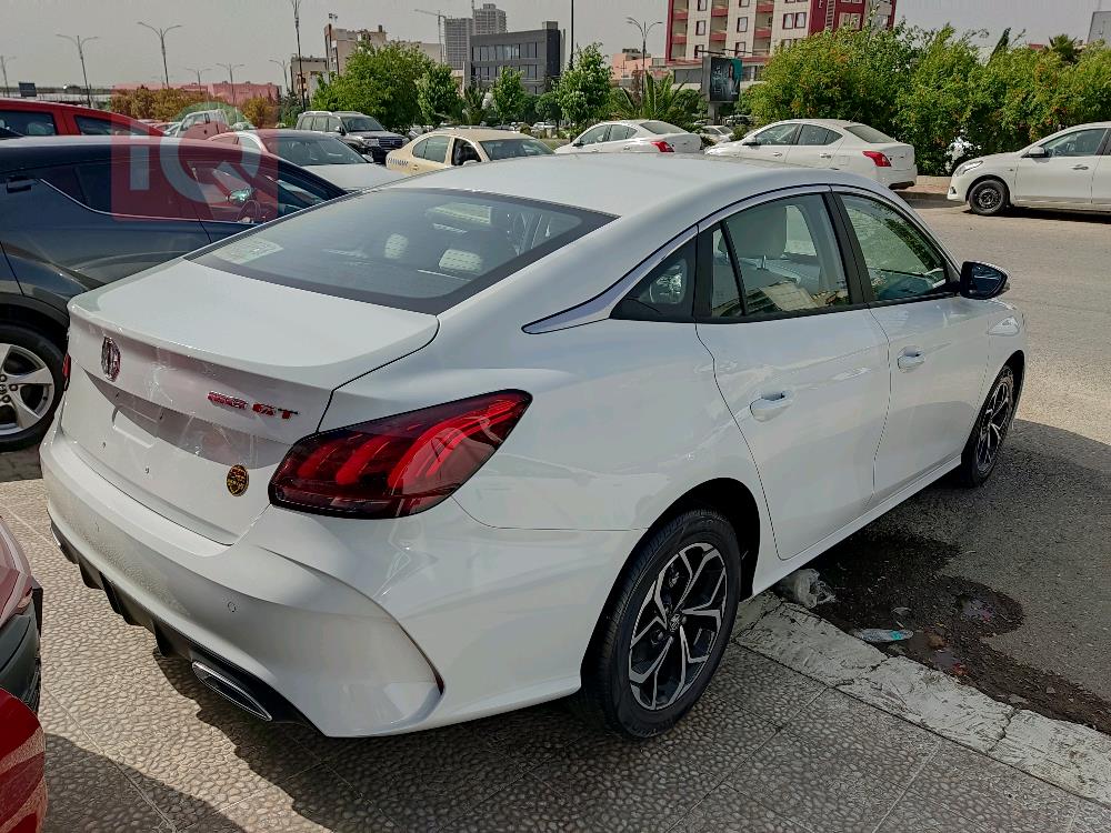 ئێم جی GT